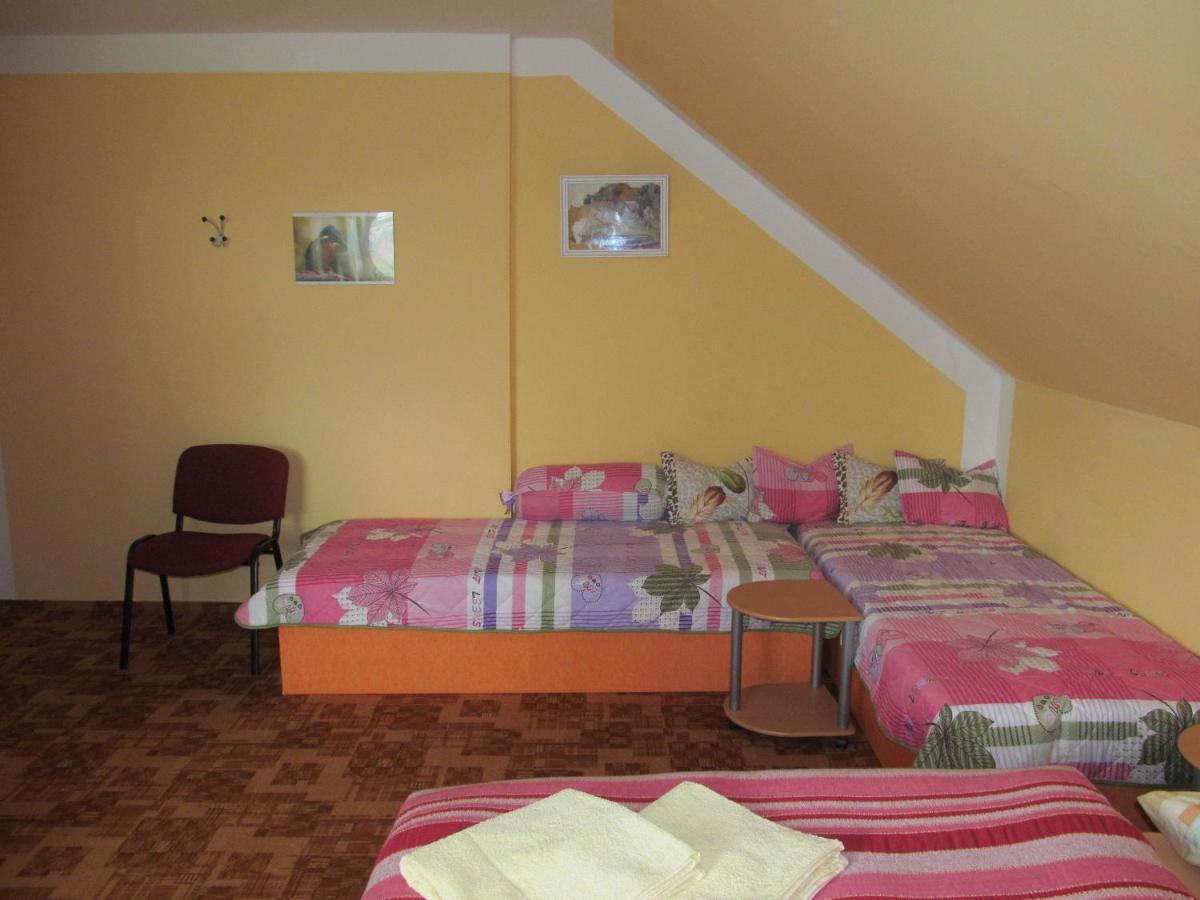 Penzion U Sykoru Trebon Room photo